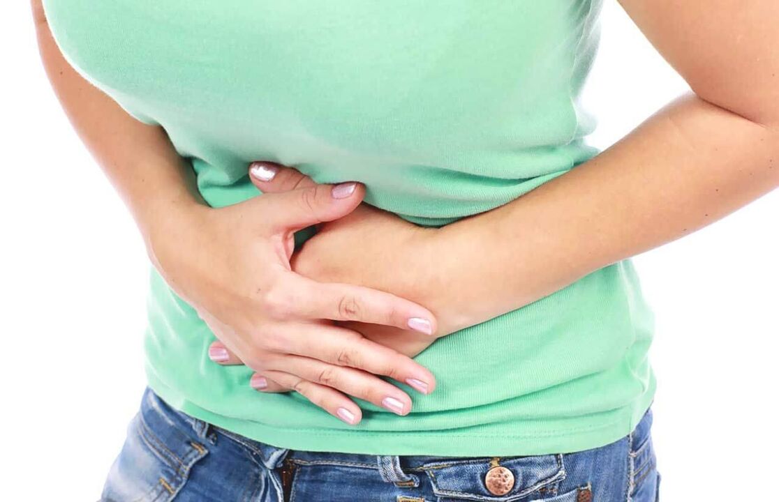A gastrite é acompanhada de dor de estômago e requer dieta alimentar
