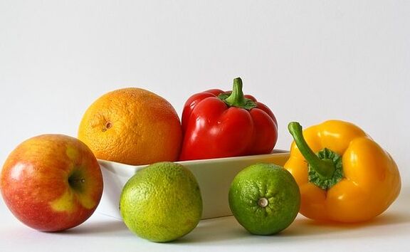 Maçã, laranja, pimentão e limas